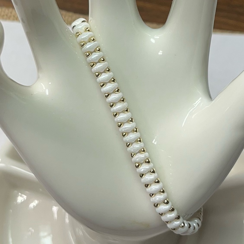 White double bracelet.